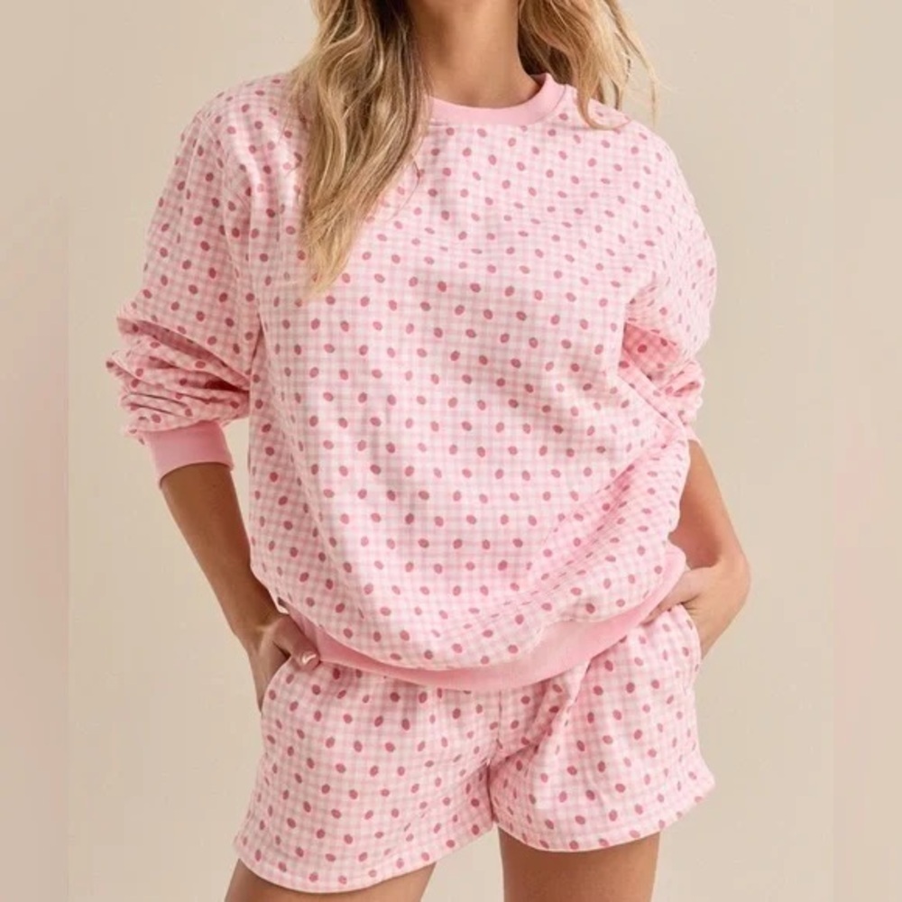 New with tags Altar’d state strawberry fleece crewneck